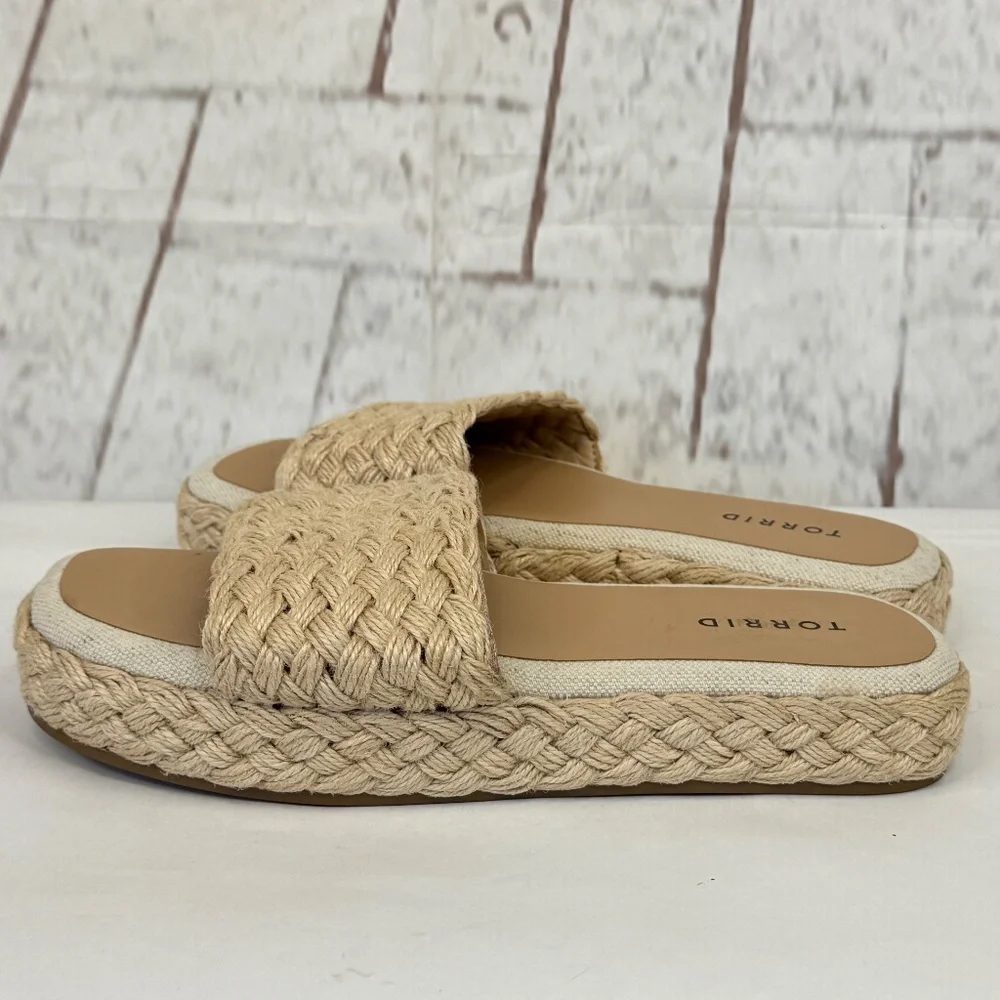 Torrid Womens Espadrilles Raffia & Jute Slip On Platform Sandals Shoes Sz. 9WW
